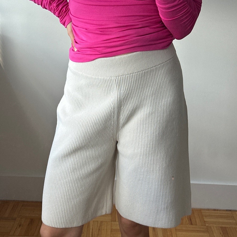 COS White Ribbed Shorts in xs size